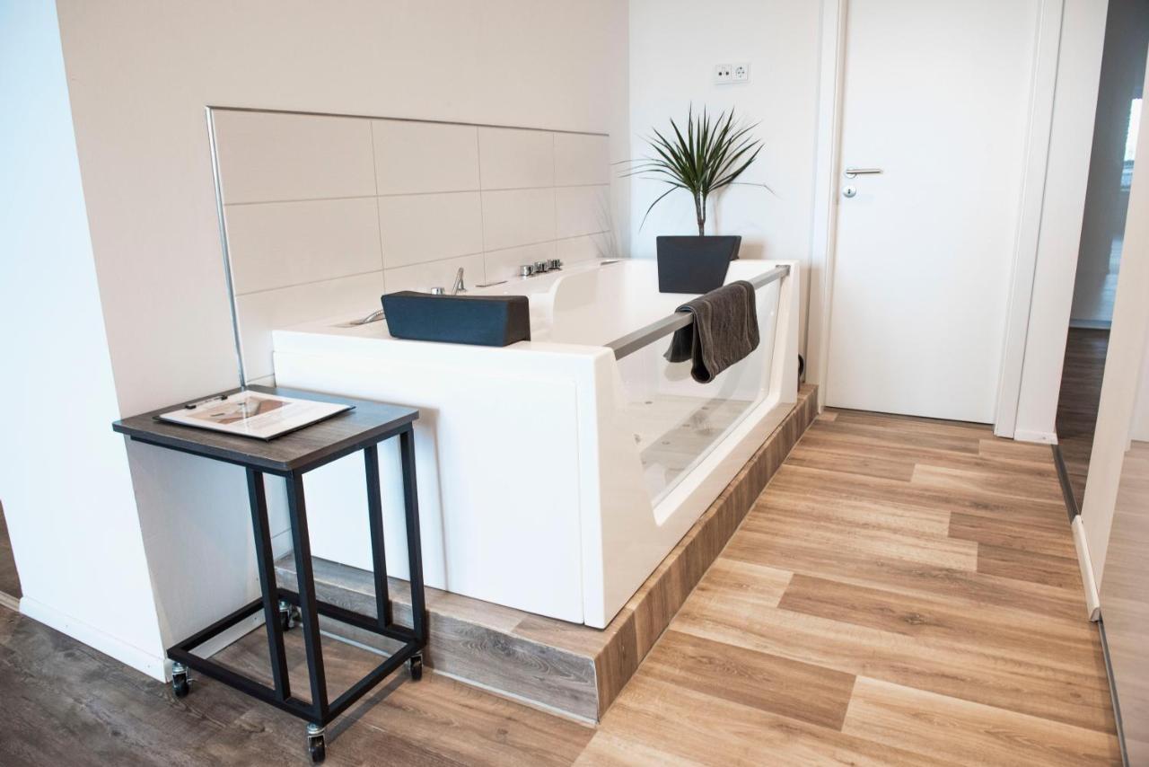 Luxus Suite Im Herzen Von Kempten***** +Parkplatz Exterior photo